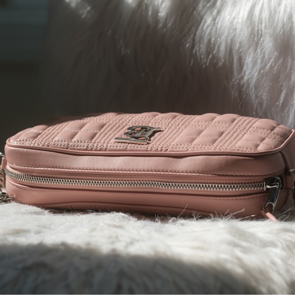 Burberry Crossbody - Picture 7 of 11